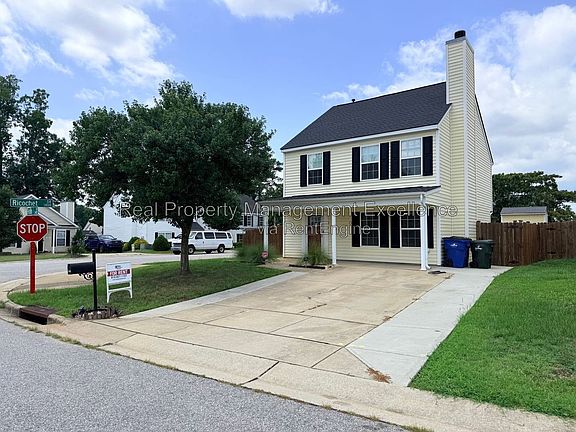 3rd image of 3446 Ferdilah Ln