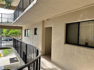 8045 SW 107th Ave APT 201, Miami, FL 33173