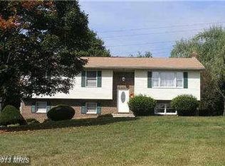 1910 Twin Lakes Dr, Jarrettsville, MD 21084