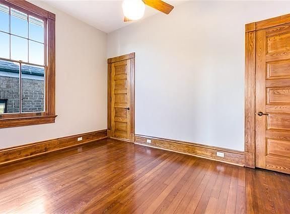 4th image of 1221 Mandeville St #202