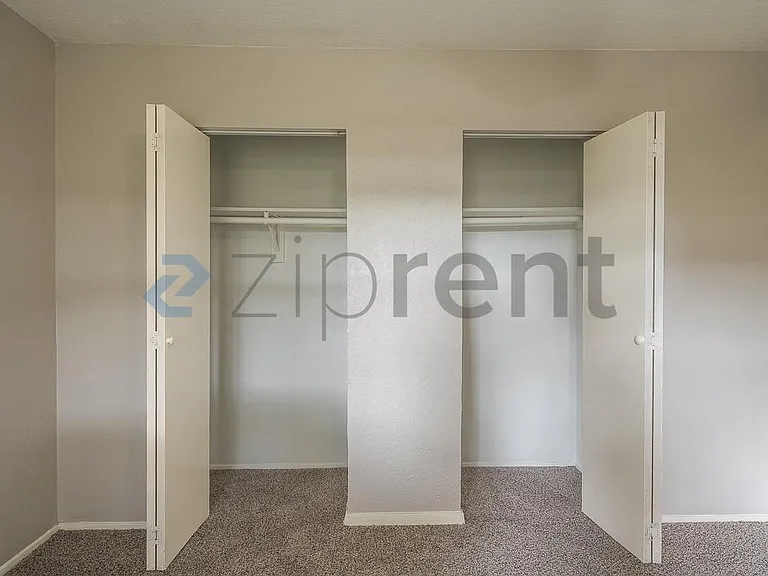 24022 Four Sixes Ln — Photo 12