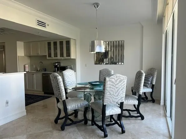 99 SE Mizner Blvd #36, Boca Raton, FL 33432