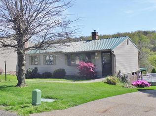 1028 Ajay Dr, South Park, PA 15129
