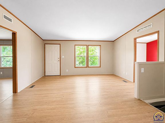 4th image of 420 SE 34th St