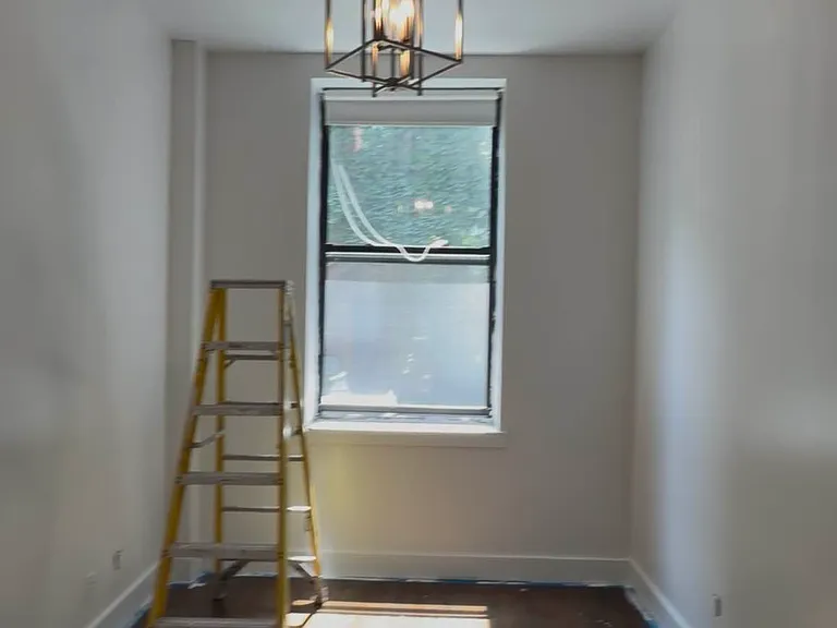 160 W 130th St #2R — Photo 3