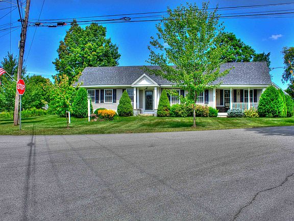 3rd image of 7 Winchester Road