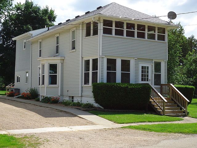 1st image of 105 E Cottage Ave