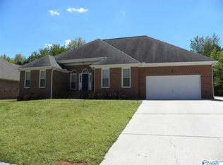 112 Pebble Brook Cir, Madison, AL 35758