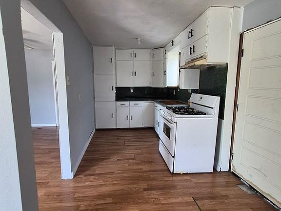 3rd image of 1153 Fannin Ave