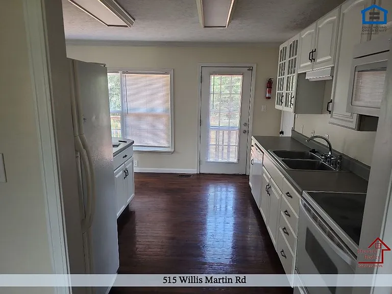 515 Willis Martin Rd — Photo 13