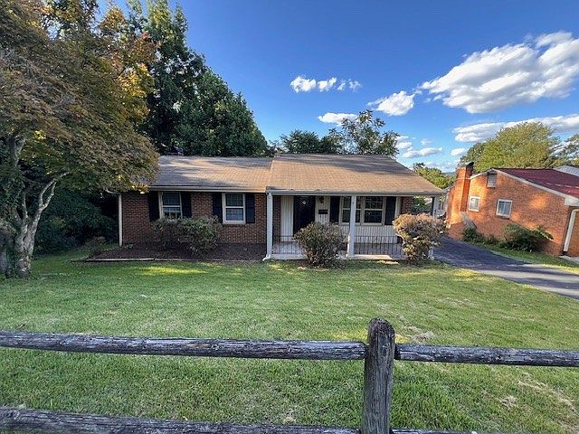 1st image of 6017 Sierra Dr