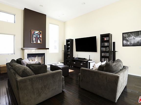 2nd image of 5940 1/2 Barton Ave