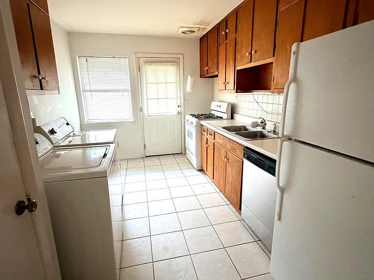 1373 Markan Dr #1 — Photo 5