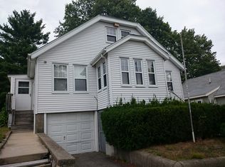 29 Glenham St, West Roxbury, MA 02132