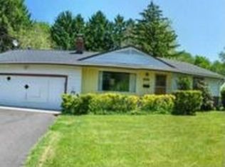 7971 Dartmoor Rd, Mentor, OH 44060