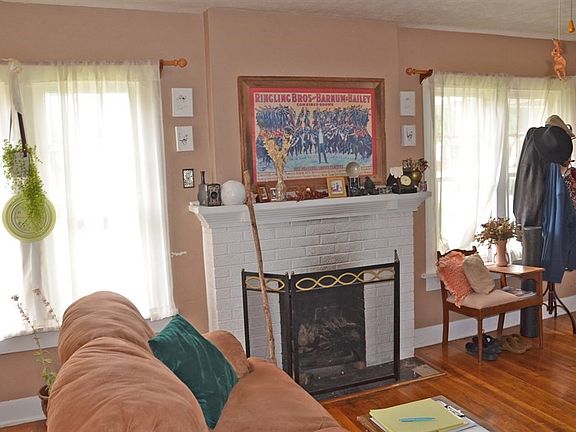 5th image of 1715 McGregor Ave