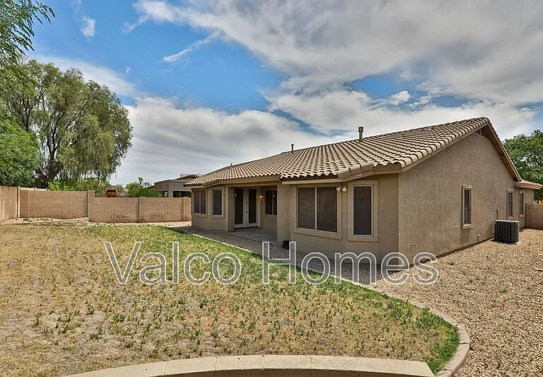 11412 E Segura Ave — Photo 40