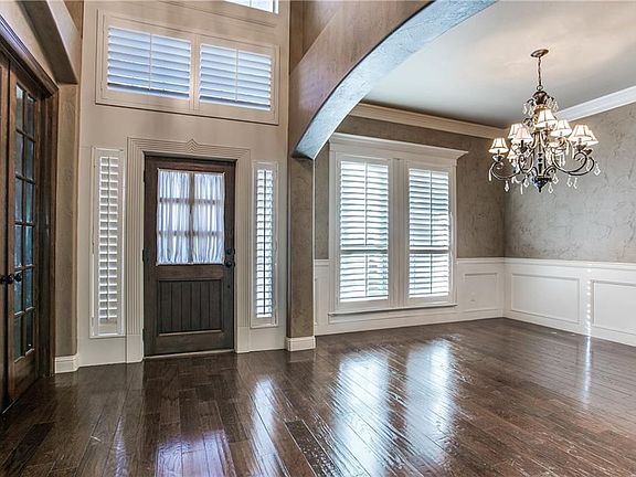 3rd image of 503 Marquis Ln