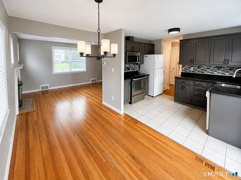 28 Lewis Ln — Photo 6