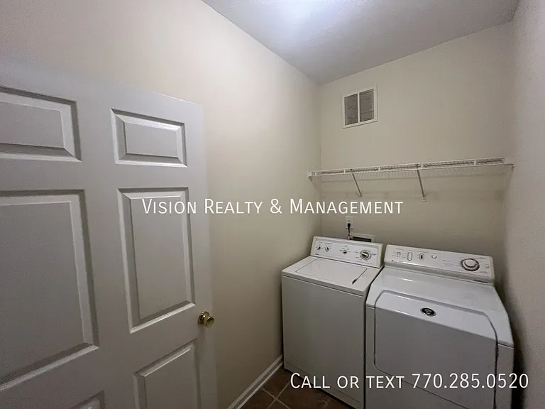 119 Kaiser St — Photo 16