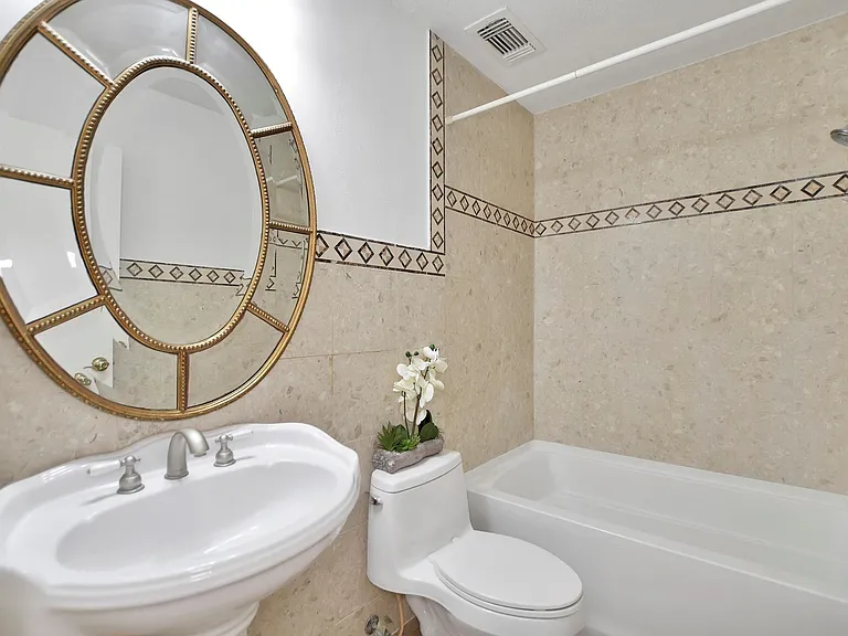 7619 Lemma Dr — Photo 22
