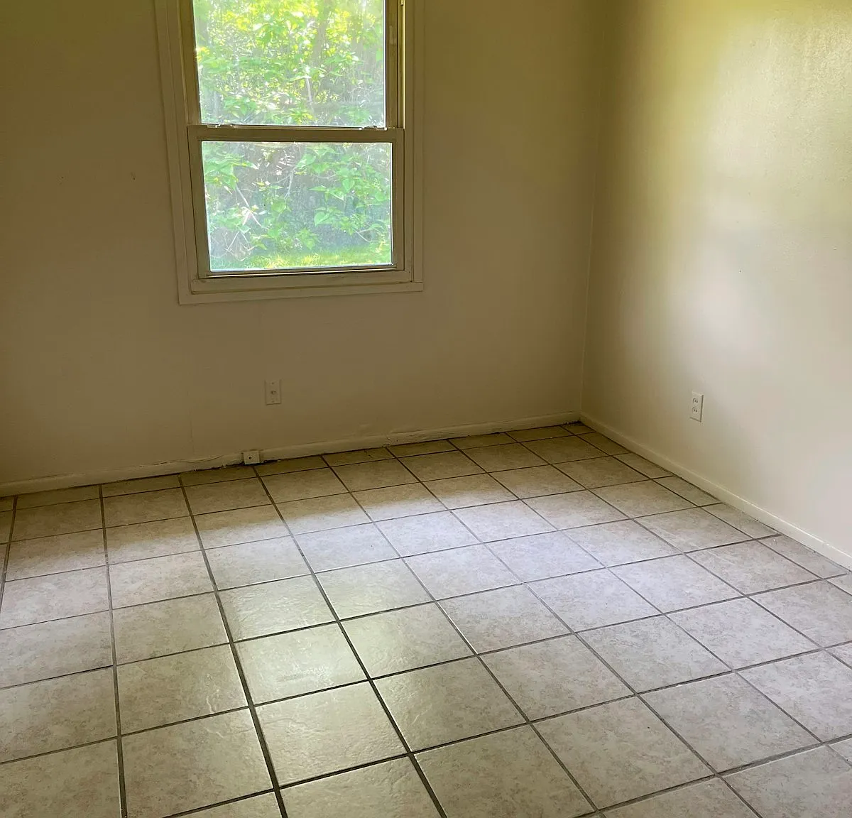 640 Anna Street — Photo 2