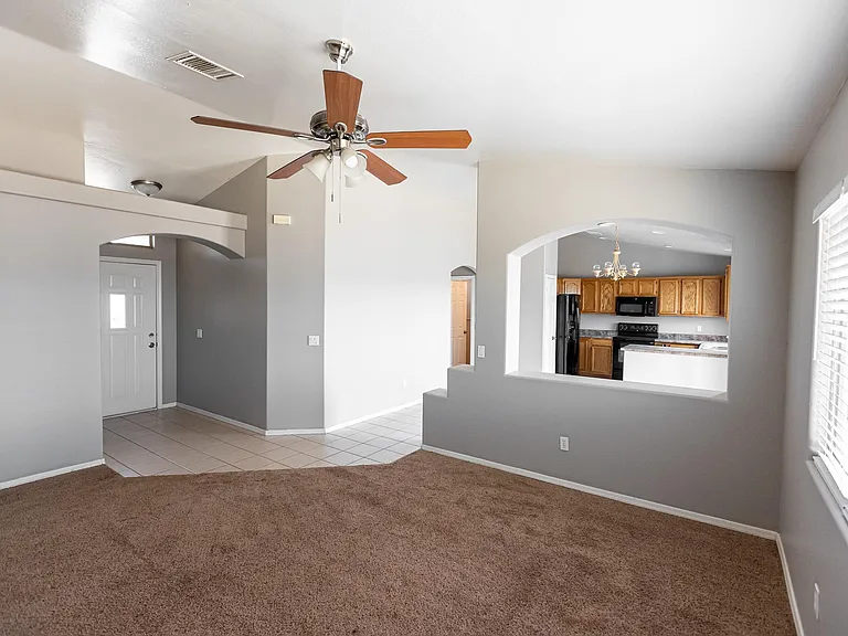11143 W Carmelita Cir — Photo 2
