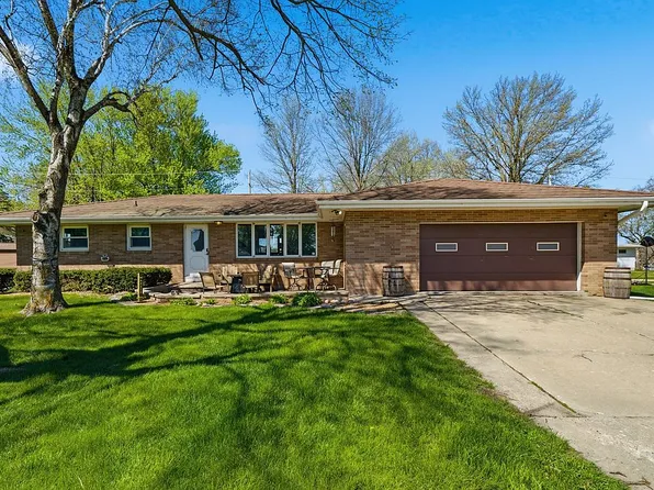 603 Fairbank St, Fairbank, IA 50629