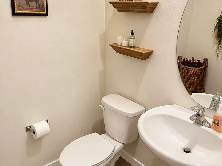 285th Pl NW — Photo 7
