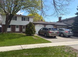 27 Dalbret Cres, Toronto, ON M1T2X2