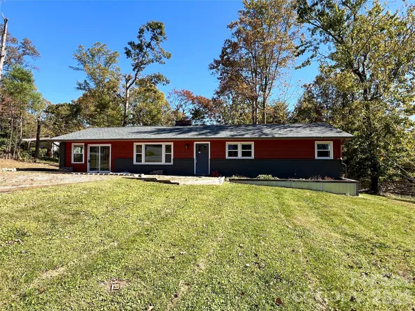3 Mount Royal Dr, Arden, NC 28704