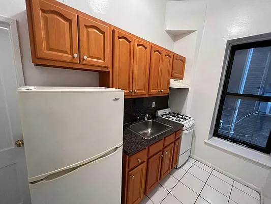 Rented by Best Apartments North Inc | media 17