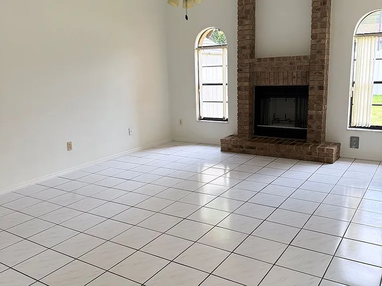 10114 Clairmel Ct — Photo 7