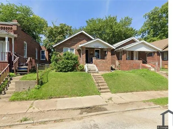 911 Canaan Ave, Saint Louis, MO 63147