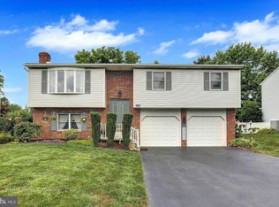 2412 Rye Cir, Mechanicsburg, PA 17055