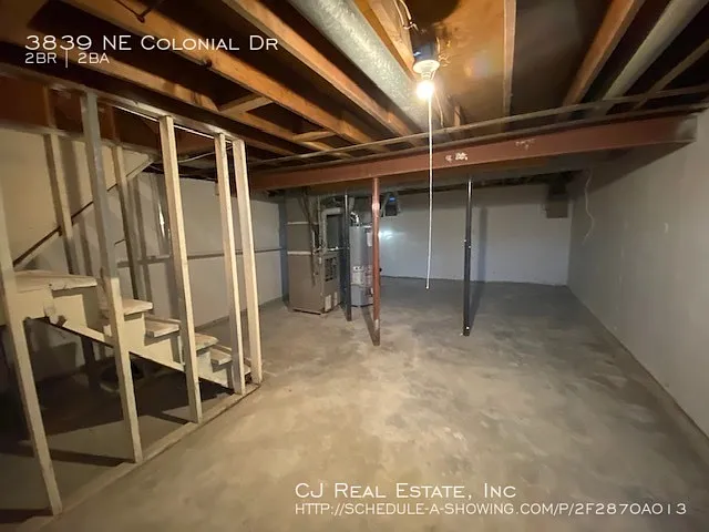 3839 NE Colonial Dr — Photo 9