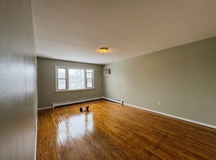 23 McAlpin St APT 3, Albany, NY 12209