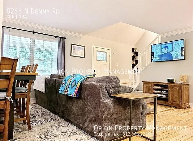 3 bed, 2.5 bath, 2448 sqft, $2,575 — Photo 2