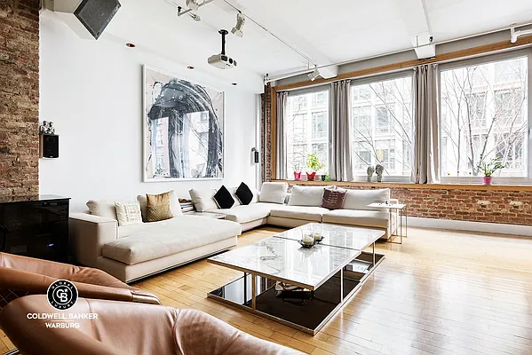 Rented by Coldwell Banker Warburg | media 9