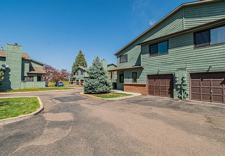 10410 W Jewell Ave #B — Photo 36