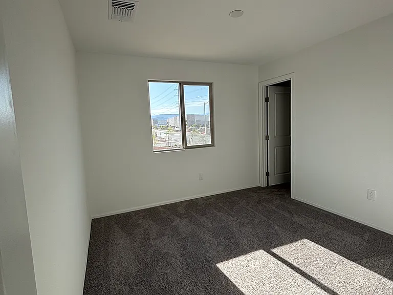 W Quail Ave — Photo 26