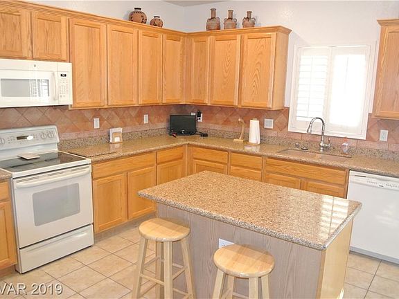 4th image of 1803 Cypress Greens Ave