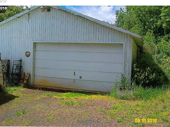 4th image of 59099 Upper Imnaha Rd