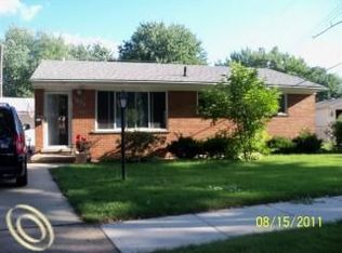 1857 Chaucer Ave, Madison Heights, MI 48071