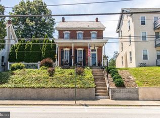 351 Main St, Schwenksville, PA 19473