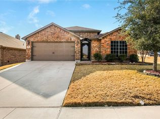 9117 Barbara Dr, White Settlement, TX 76108
