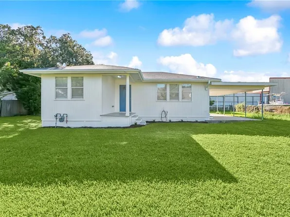 147 Star Pl, Belle Chasse, LA 70037