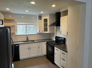 10905 NE Hancock St, Portland, OR 97220