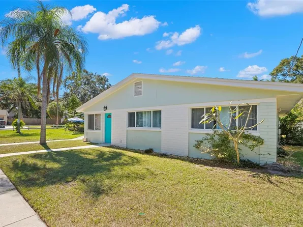 415 Maple Way APT B, Safety Harbor, FL 34695