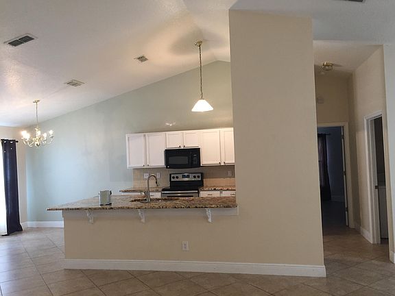 3rd image of 10329 Vista Pines Loop